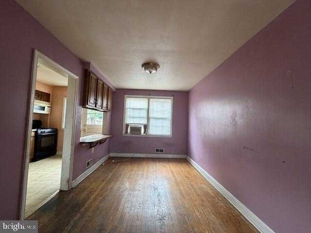 8648 Oak Road Baltimore, MD 21234 - Photo 4 of 24
