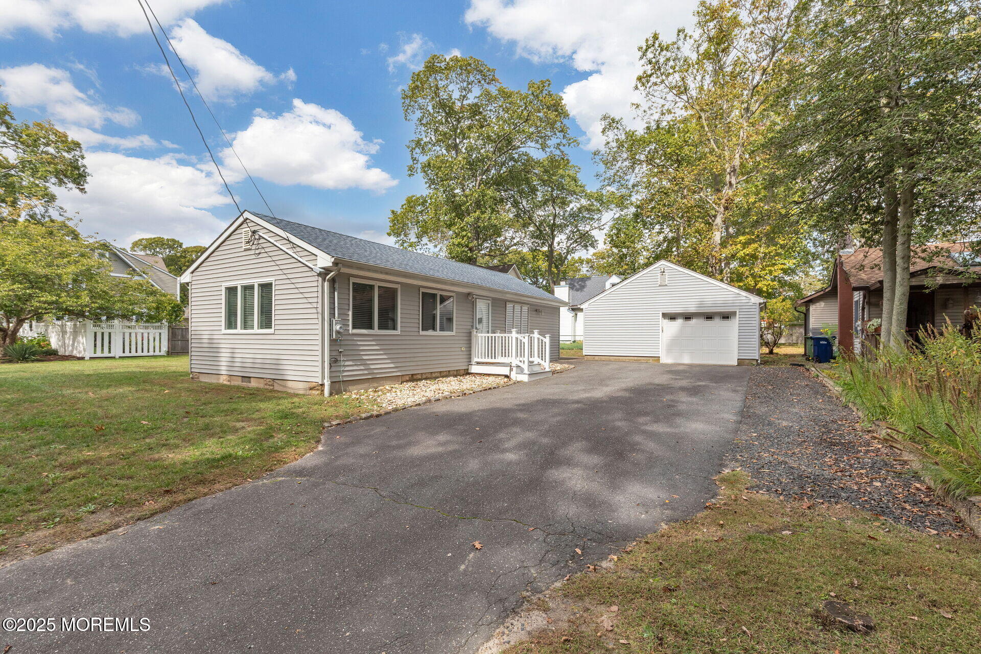 607 South Riverside Drive Neptune Township, NJ 07753 - Photo 26 of 47 Exterior pic 3