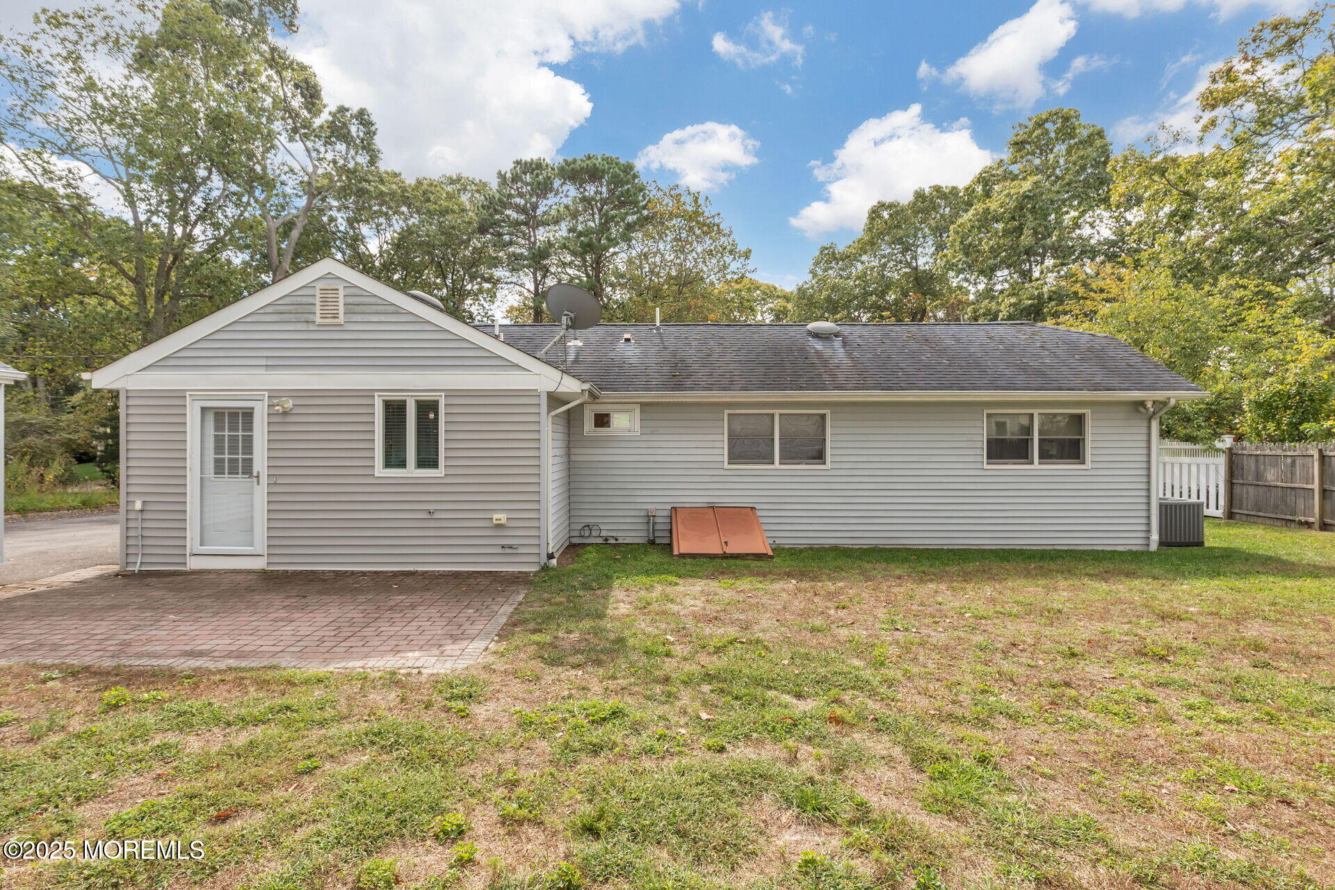 607 South Riverside Drive Neptune Township, NJ 07753 - Photo 34 of 47 Rear house pic 2