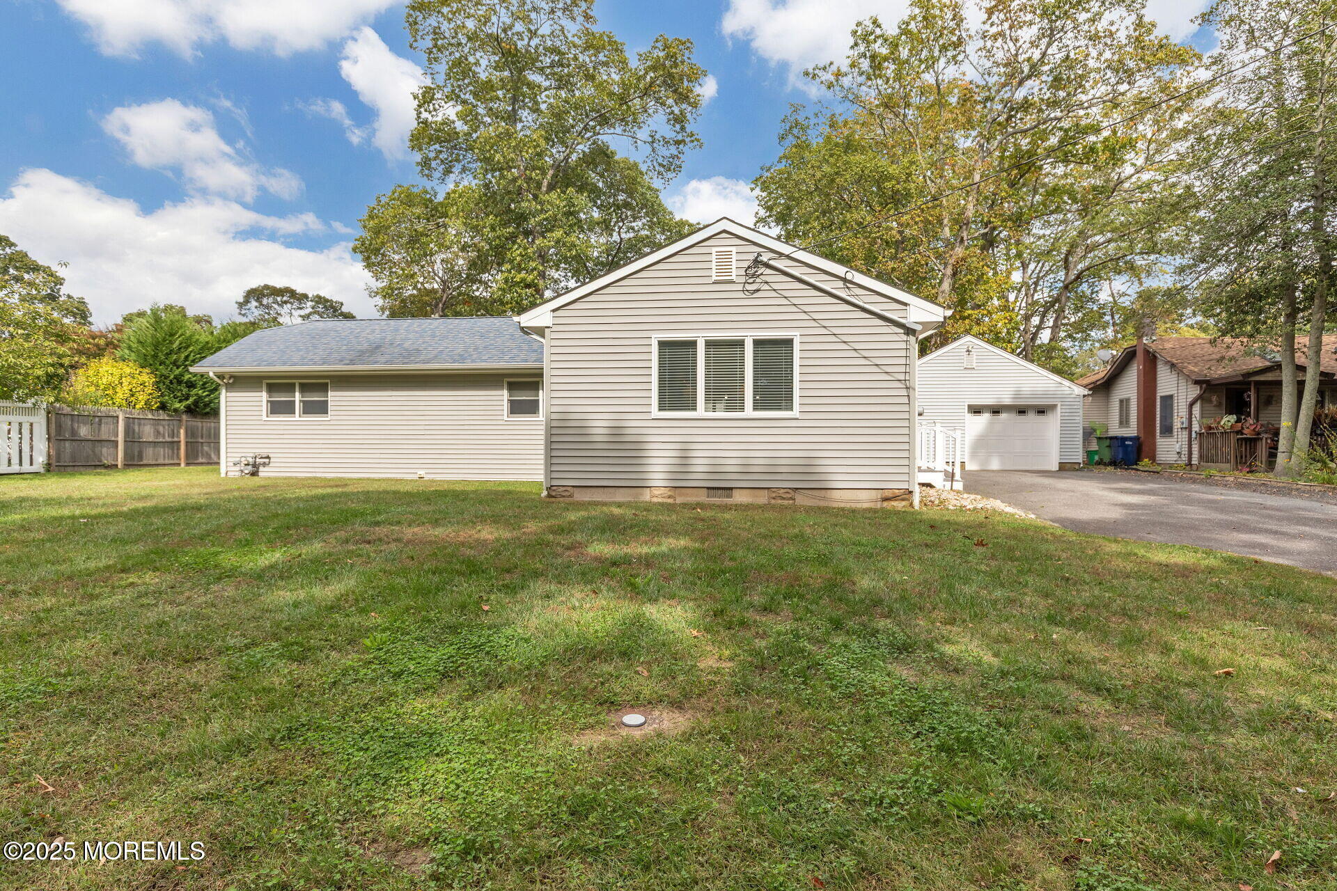607 South Riverside Drive Neptune Township, NJ 07753 - Photo 42 of 47 Exterior pic 5