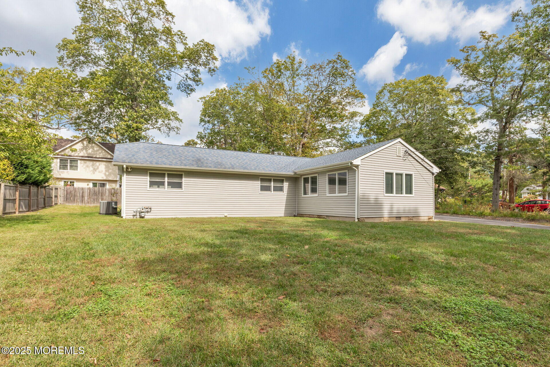 607 South Riverside Drive Neptune Township, NJ 07753 - Photo 43 of 47 Exterior pic 6