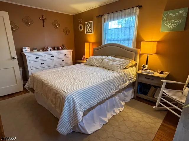 $399,900 | 202 4 Glenside Place, North Plainfield, NJ 07060