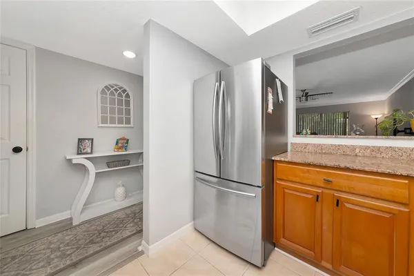 $194,000 | 966 La Costa Circle, Unit 5, Sarasota, FL 34237