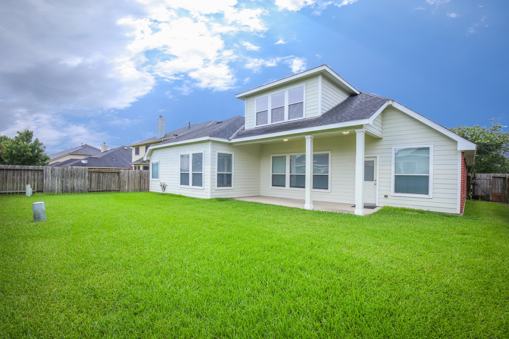 8802 Rocky Knoll Lane Rosenberg, TX 77469 - Photo 35 of 43 Spacious backyard with 23x11 covered porch to provide enough different backyard activities for you for pets..