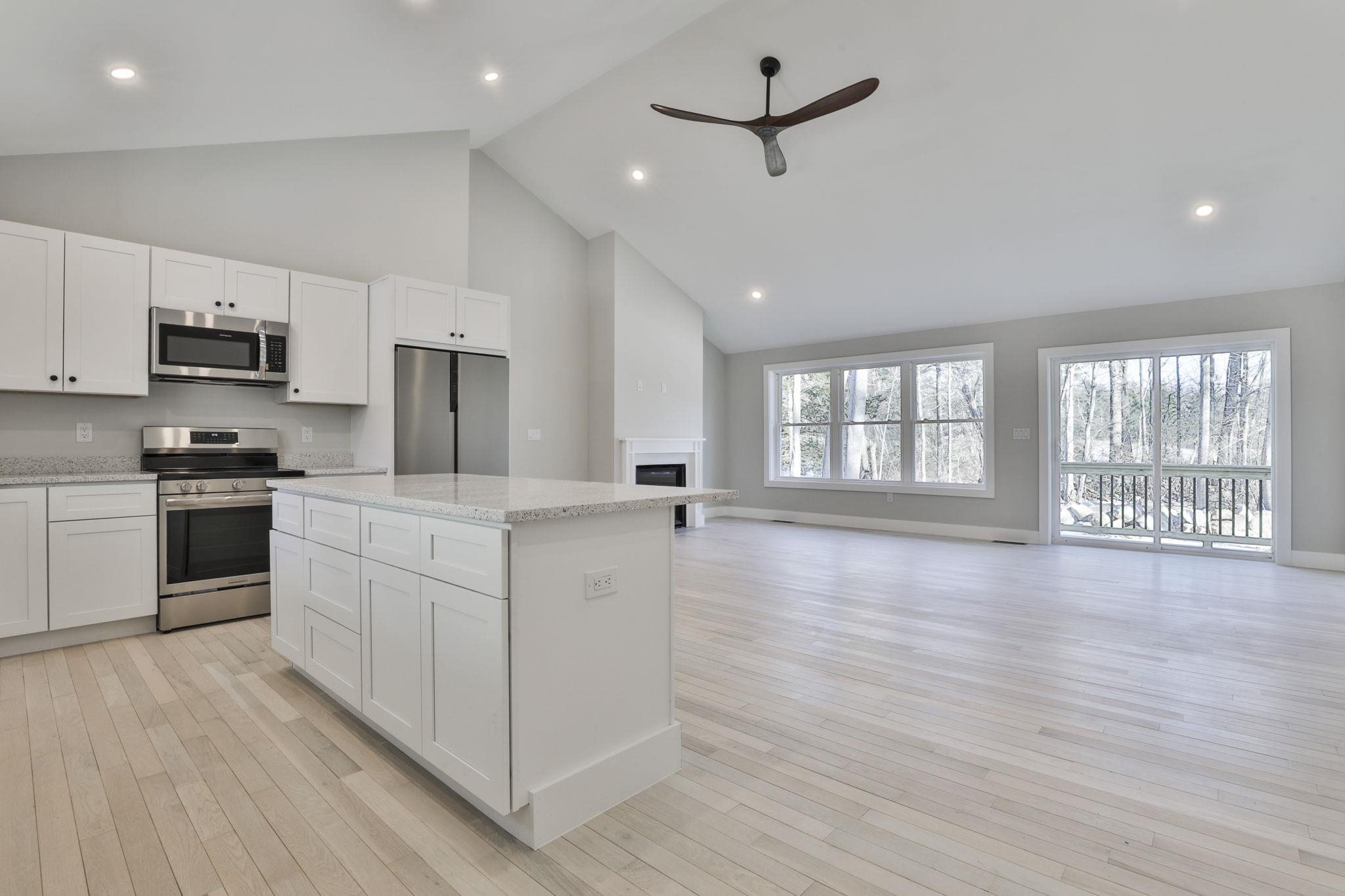 12 Thompson Crossing, Unit 23111 Antrim, NH 03440 - Photo 11 of 32