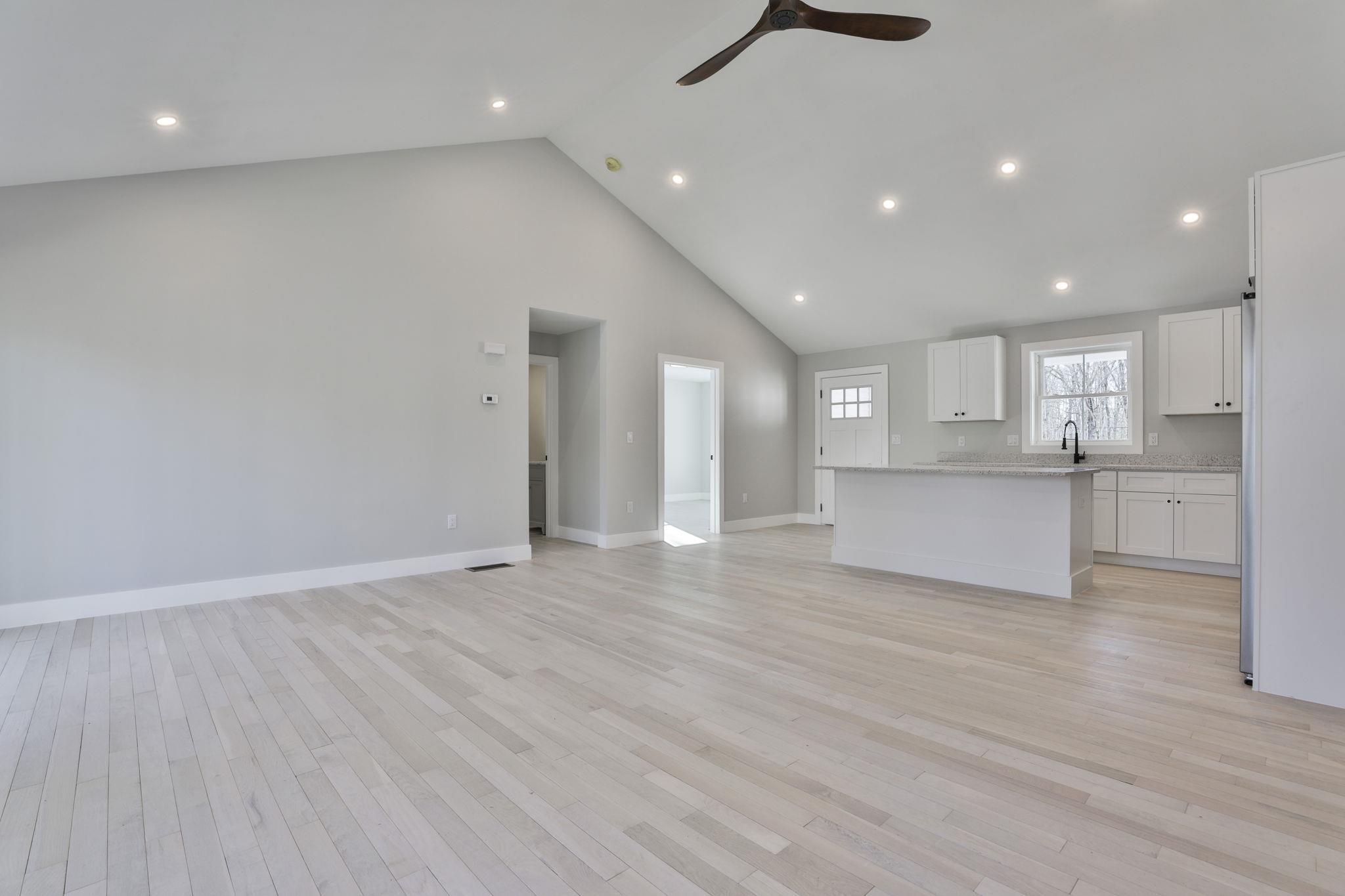 12 Thompson Crossing, Unit 23111 Antrim, NH 03440 - Photo 6 of 32