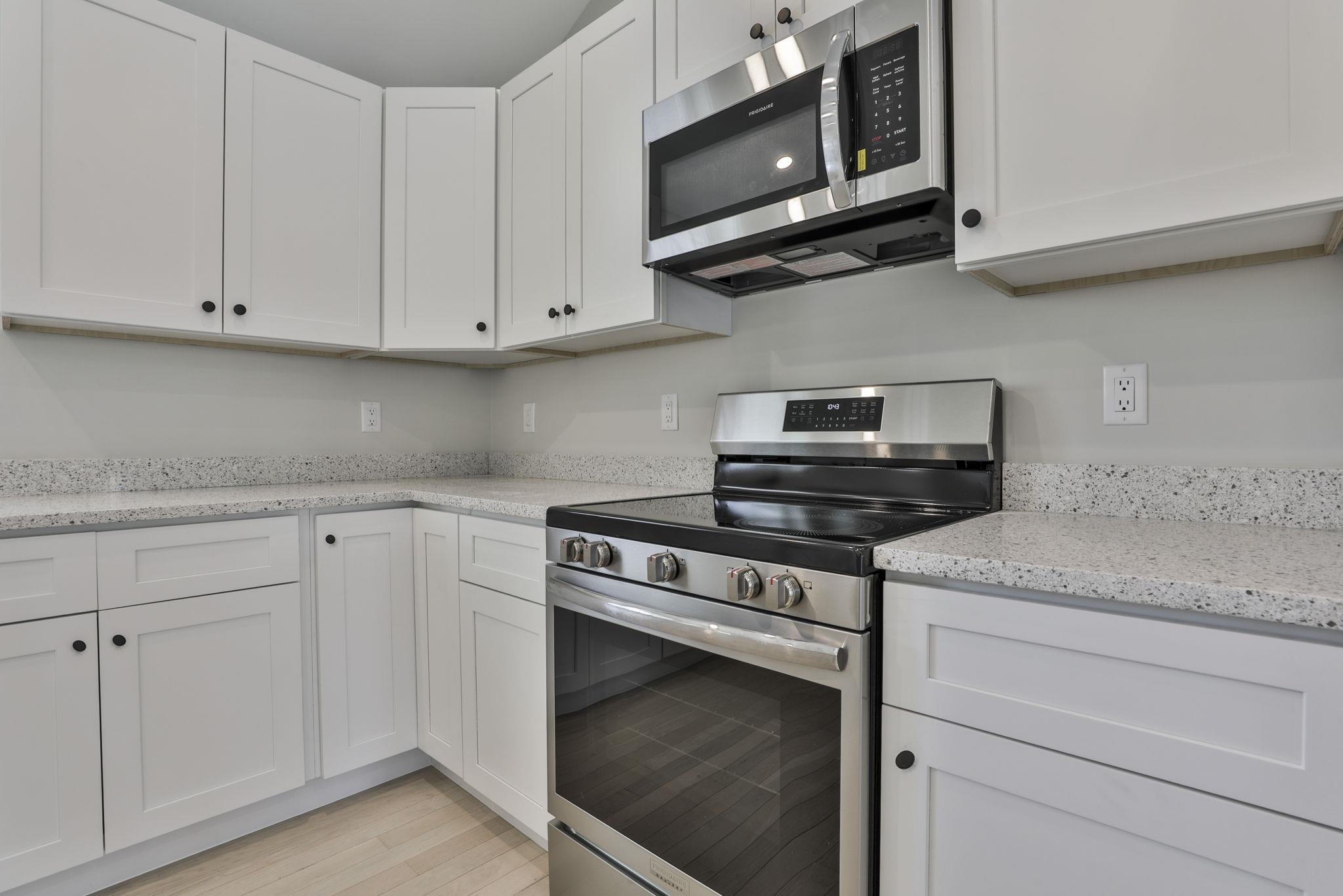 12 Thompson Crossing, Unit 23111 Antrim, NH 03440 - Photo 8 of 32