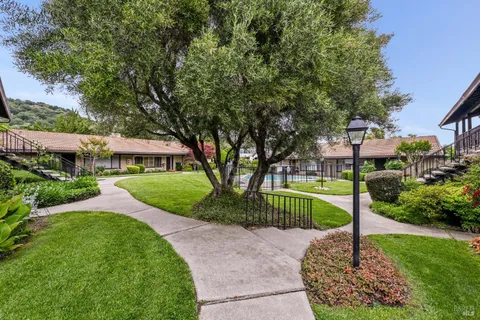 $775,000 | 169 Guadalupe Drive, Sonoma, CA 95476