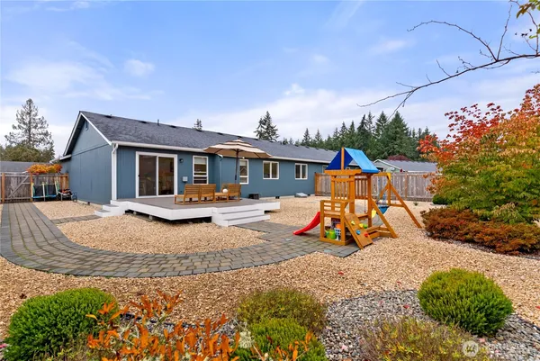 $444,777 | 15421 8th Ave Court East, Tacoma, WA 98445