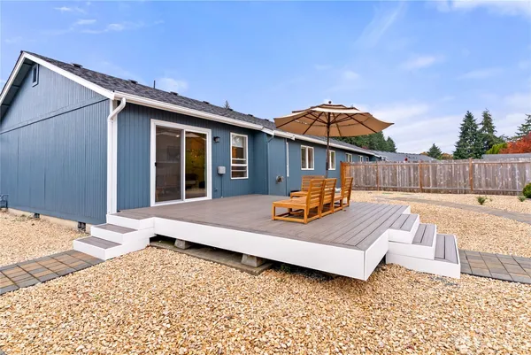 $444,777 | 15421 8th Ave Court East, Tacoma, WA 98445