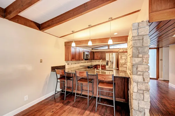 $3,500 | 1615 Elmhurst Drive, Austin, TX 78741