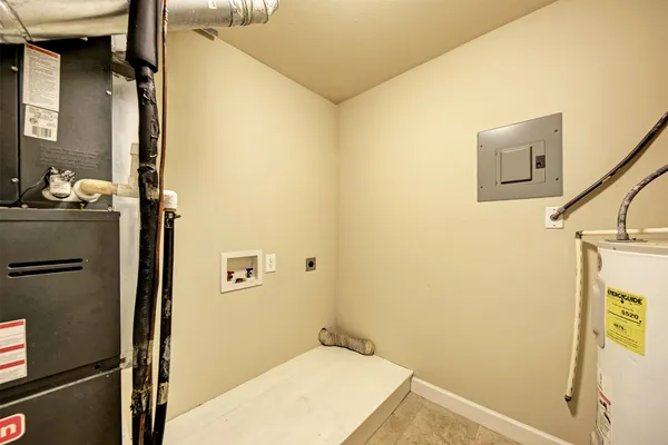 $3,500 | 1615 Elmhurst Drive, Austin, TX 78741