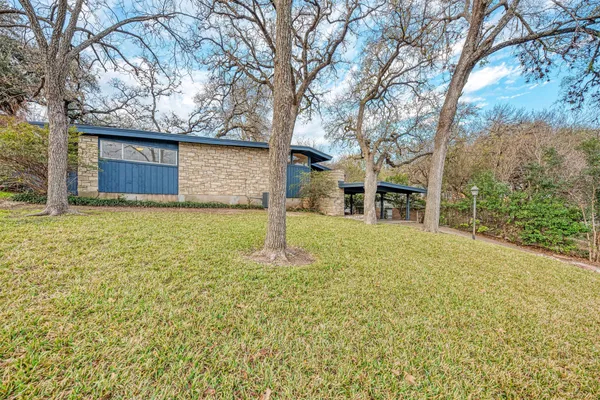 $3,500 | 1615 Elmhurst Drive, Austin, TX 78741