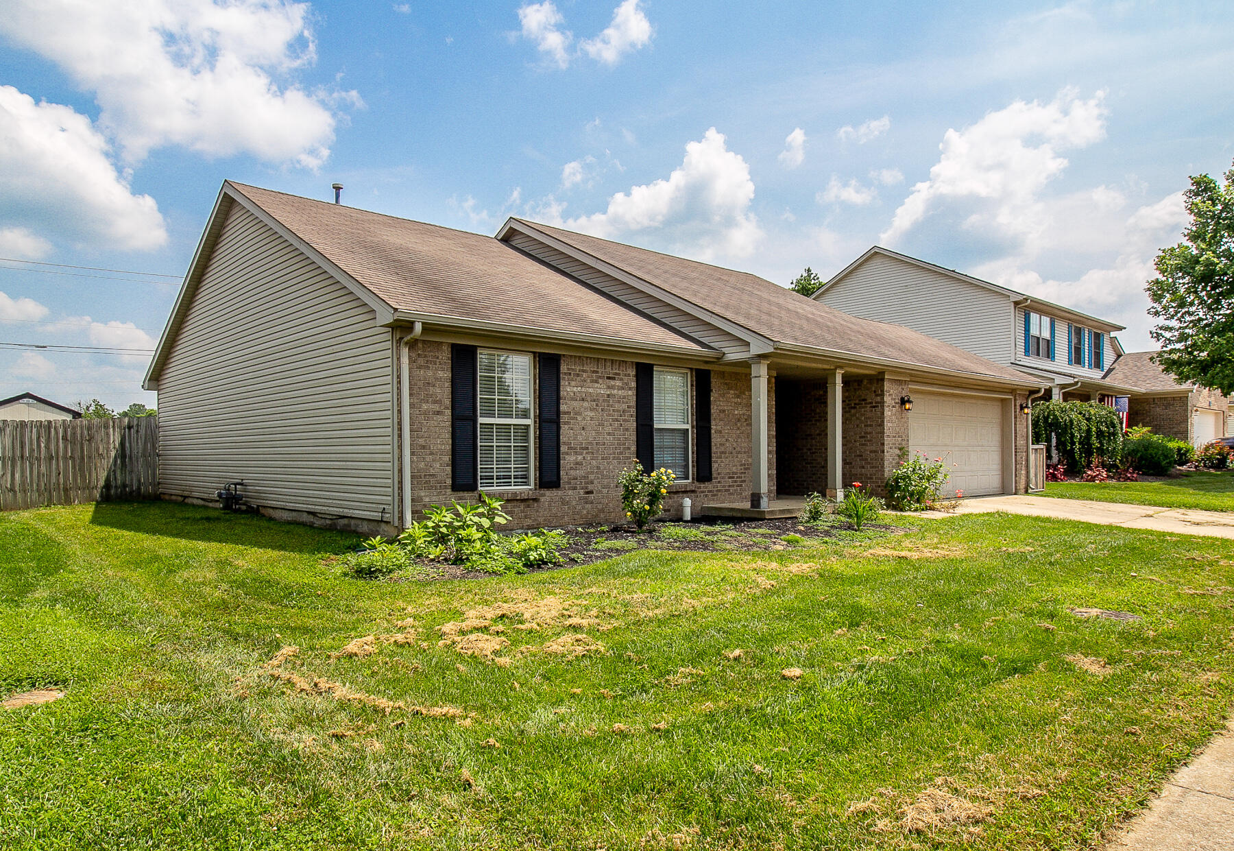 122 Old Post Road Paris, KY 40361 - Photo 1 of 25 _MG_9599