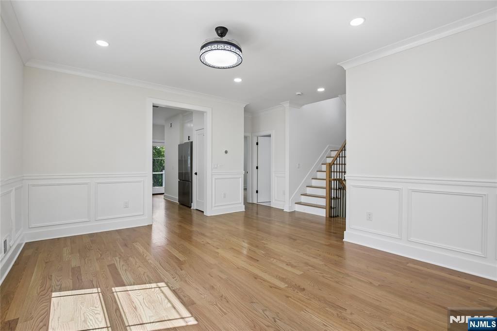 318 East Halsey Road Parsippany, NJ 07054 - Photo 6 of 38