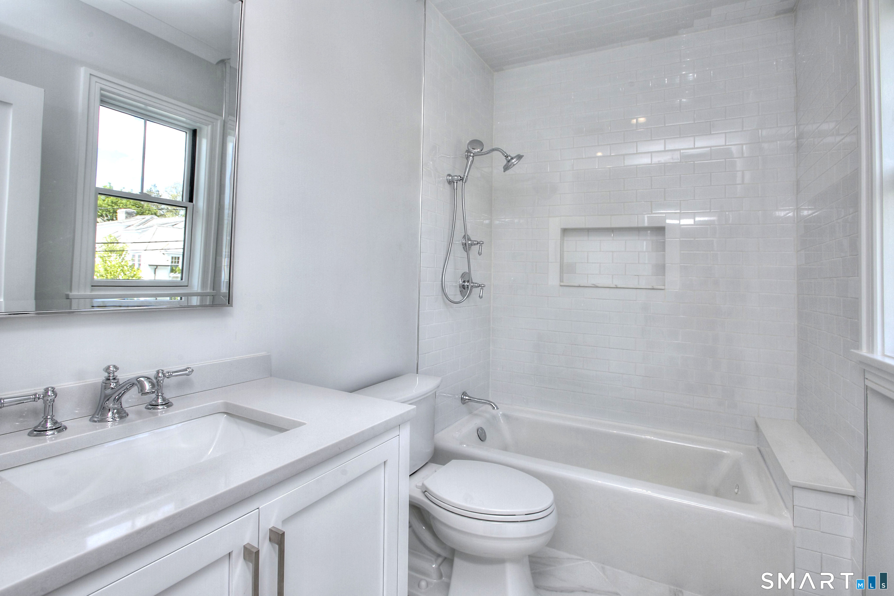 11 Gower Road New Canaan, CT 06840 - Photo 22 of 34