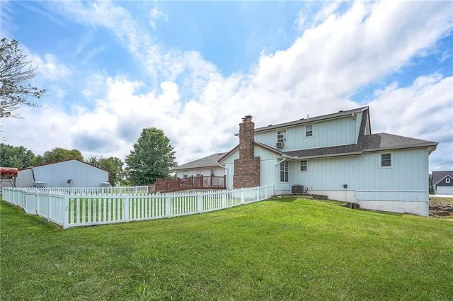 $625,000 | 24317 Trail Ridge Pass, Cleveland, MO 64734