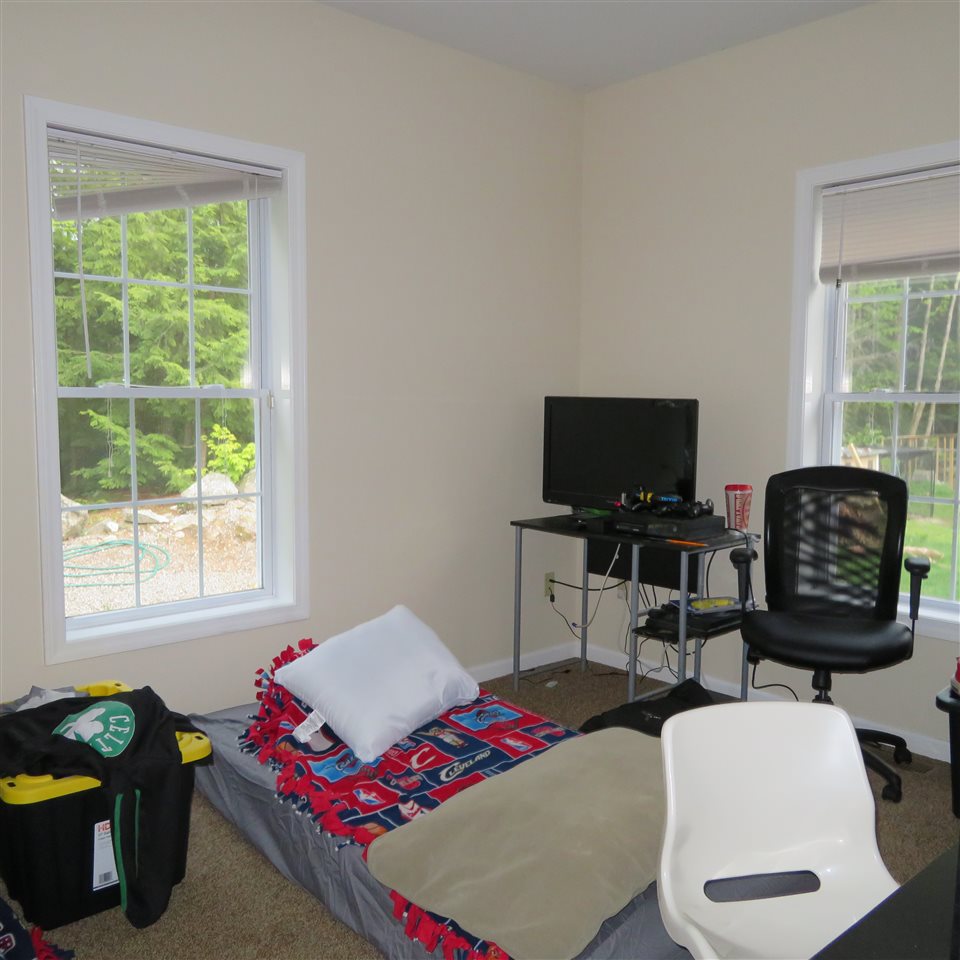 40 Critchett Road Raymond, NH 03077 - Photo 22 of 25