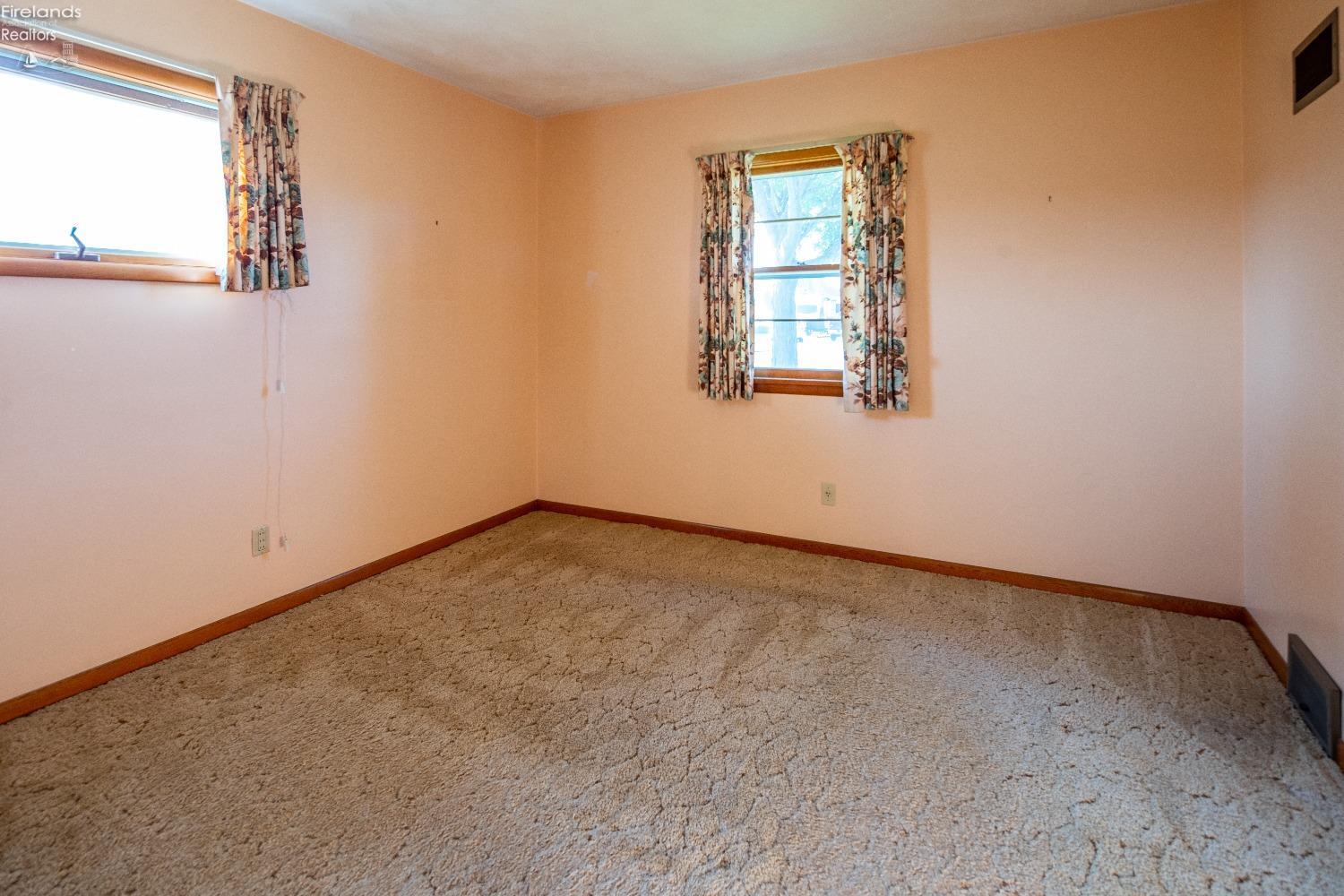 907 East Cole Road Fremont, OH 43420 - Photo 13 of 30 Gallery Image 13