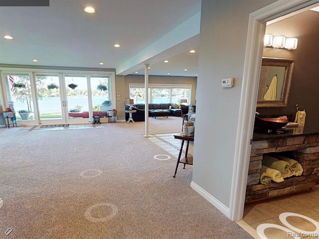 3661 Mann Road Clarkston, MI 48346 - Photo 28 of 60