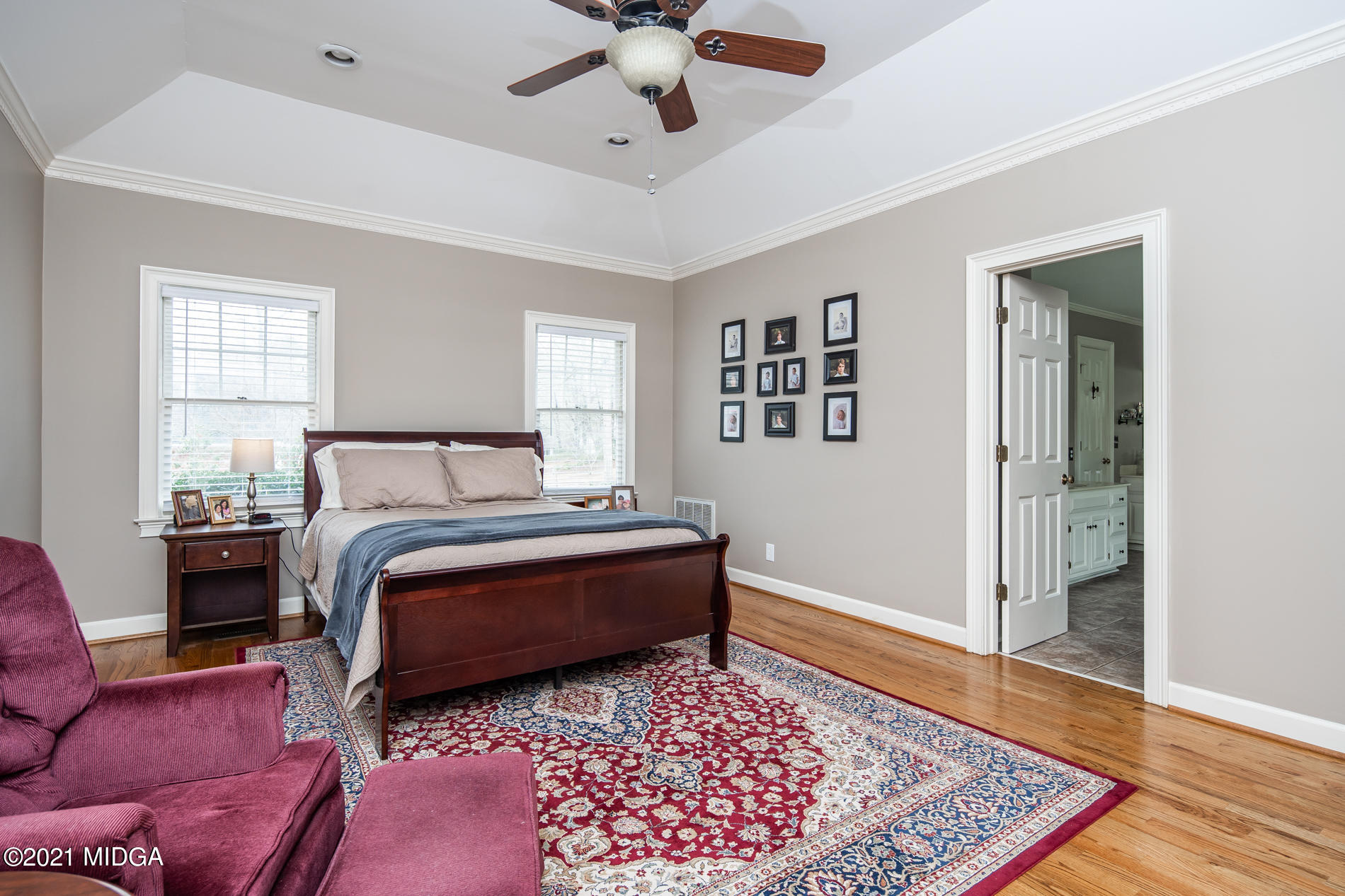 155 Castlegate Road Macon, GA 31210 - Photo 8 of 34 a bedroom with a bed rug and window