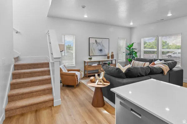 $384,900 | 2252 West 1400 North, Unit 173, Farr West, UT 84404