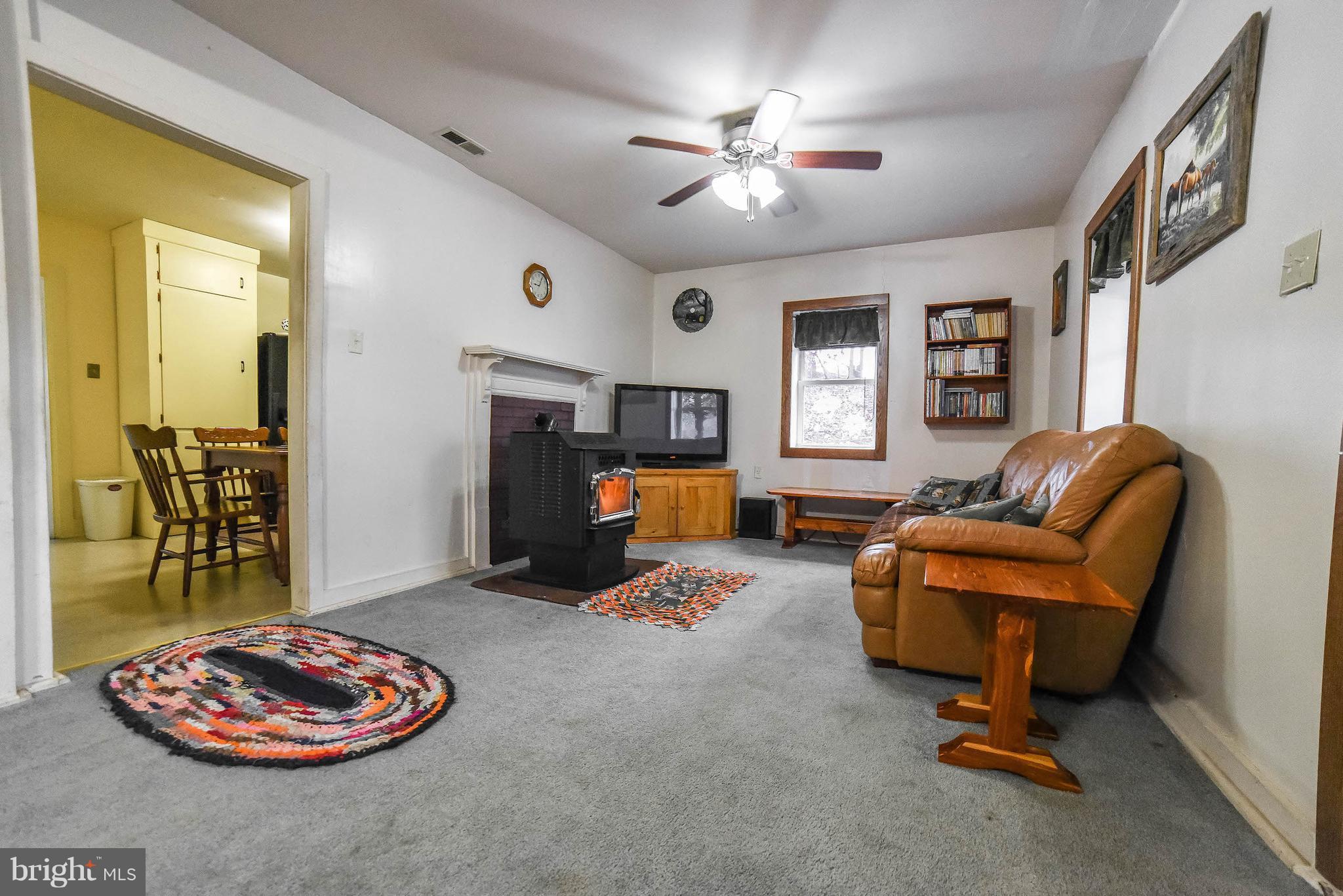 40255 Busy Corner Road Leonardtown, MD 20650 - Photo 3 of 30 Living Room