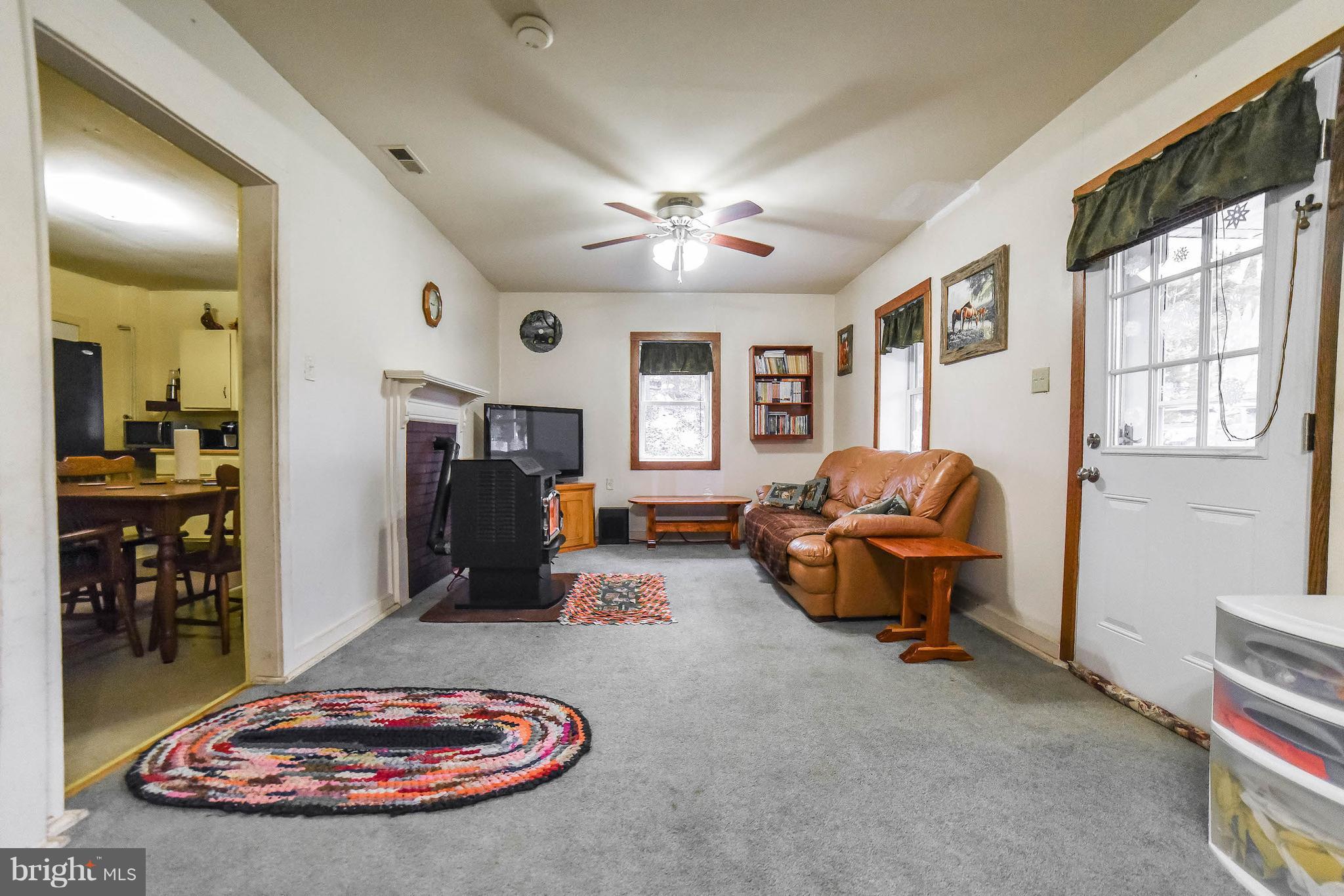 40255 Busy Corner Road Leonardtown, MD 20650 - Photo 7 of 30 Living Room