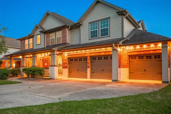 $660,000 | 8119 Edenwood Drive, Spring, TX 77389