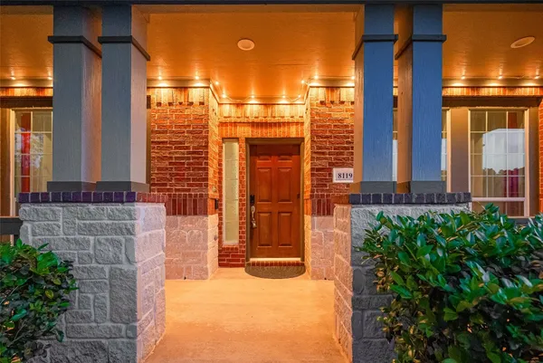 $660,000 | 8119 Edenwood Drive, Spring, TX 77389