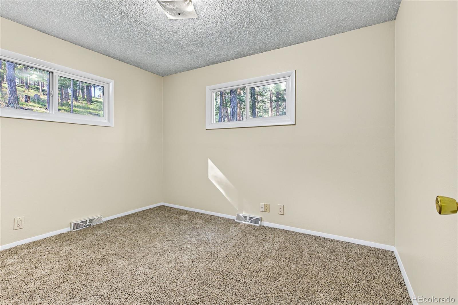 29592 Dorothy Road Evergreen, CO 80439 - Photo 14 of 36 Gallery Image 14