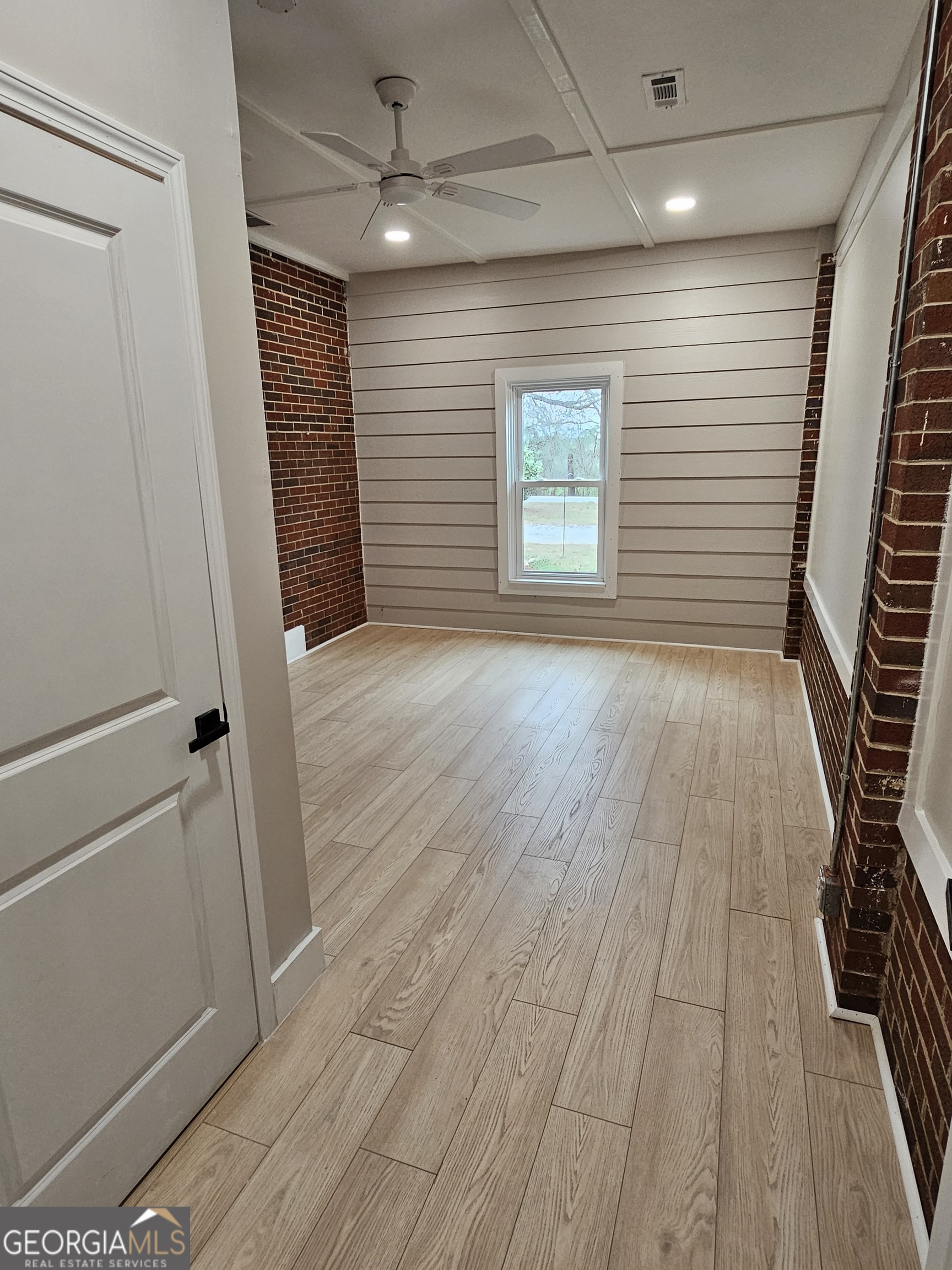 1015 Sid Hunter Road Senoia, GA 30276 - Photo 33 of 42