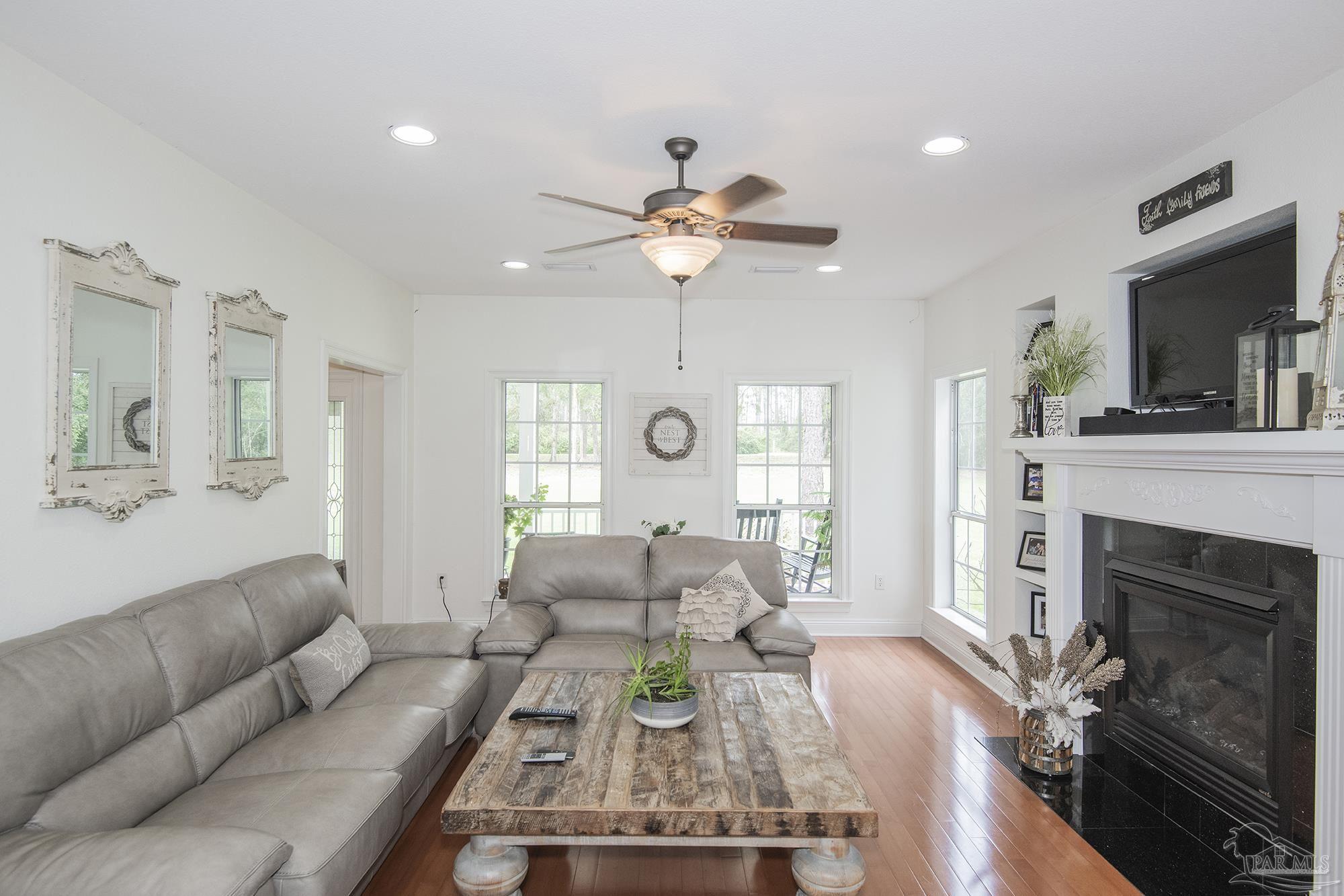 540 Nowak Road Cantonment, FL 32533 - Photo 30 of 49 Gallery Image 30