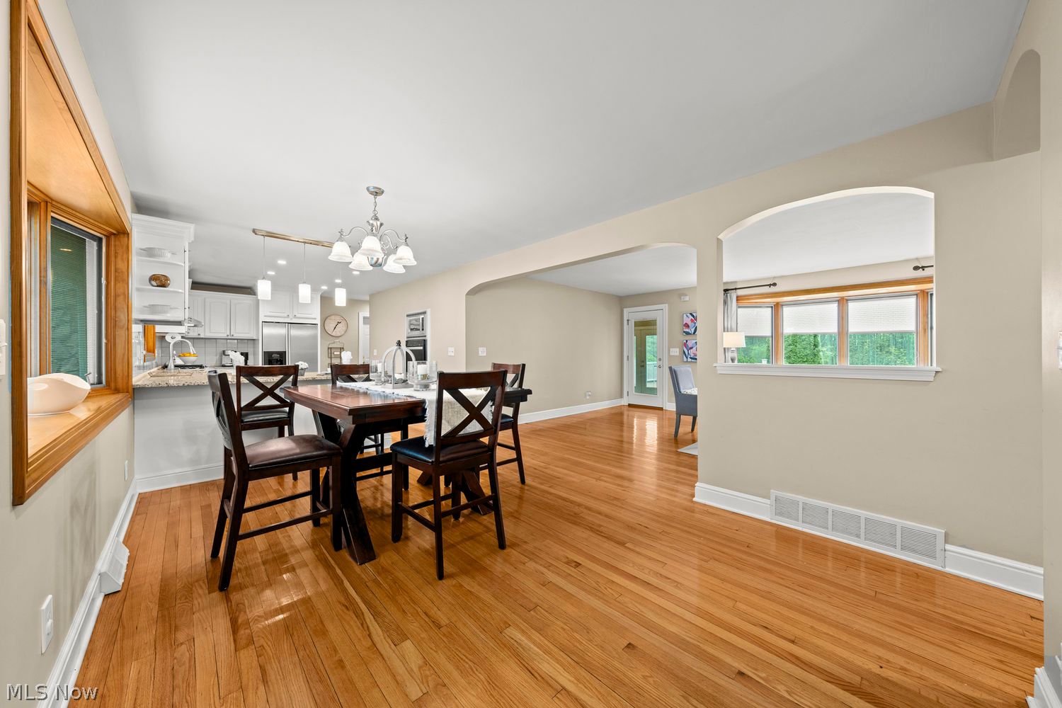 31540 Cedar Road Pepper Pike, OH 44124 - Photo 12 of 35 Gallery Image 12