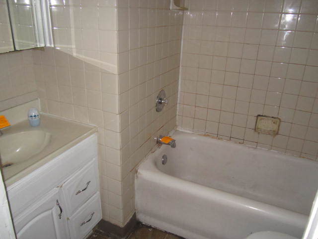 5936 West Maple Avenue Berkeley, IL 60163 - Photo 10 of 14