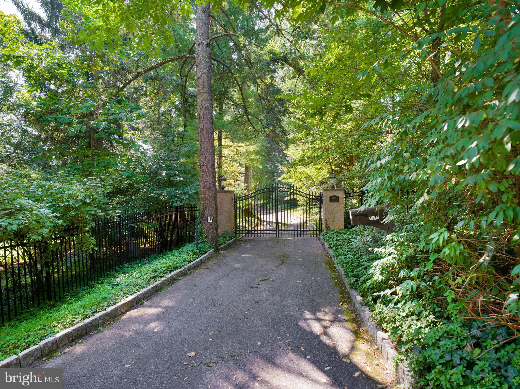 1121 Barberry Road Bryn Mawr, PA 19010 - Photo 4 of 67 Gated Enterior