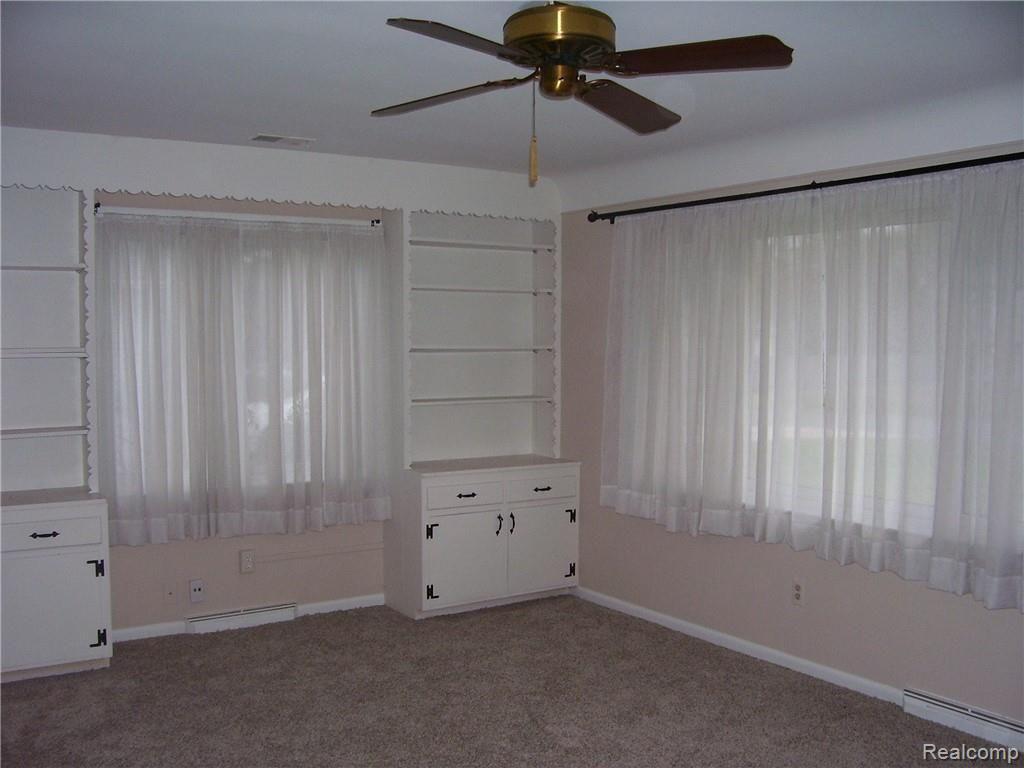 1911 Tamm Avenue Rochester Hills, MI 48309 - Photo 7 of 11