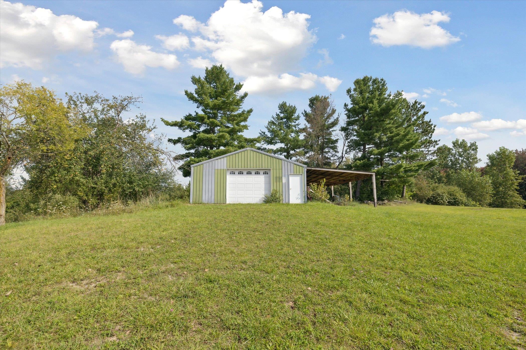 4390 Millington Road Millington, MI 48746 - Photo 34 of 52 50153427-5b142b4d-62ed-414d-b4b8-d19bfd5389f2.JPG