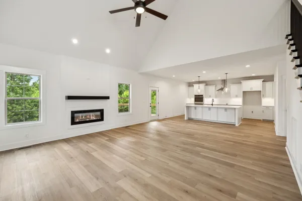 $609,900 | 1075 Linder Ridge Road, Indian Mound, TN 37079