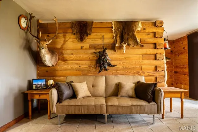 $695,000 | 9057 Big Tavern Creek Road, Portland, MO 65067