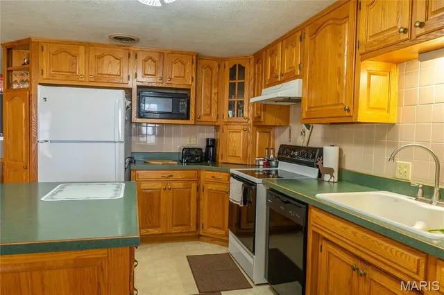 $695,000 | 9057 Big Tavern Creek Road, Portland, MO 65067