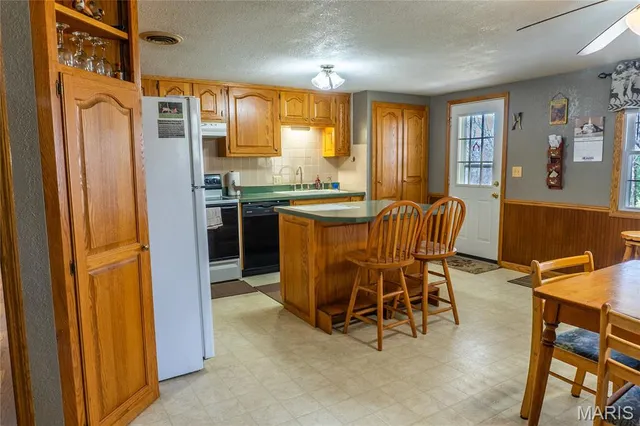 $695,000 | 9057 Big Tavern Creek Road, Portland, MO 65067