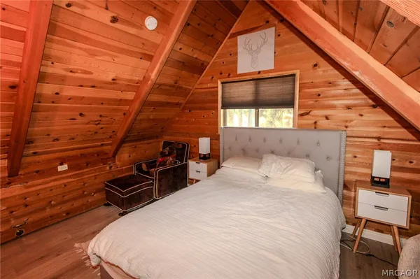 $1,600 | 202 West Sherwood Boulevard, Big Bear City, CA 92314