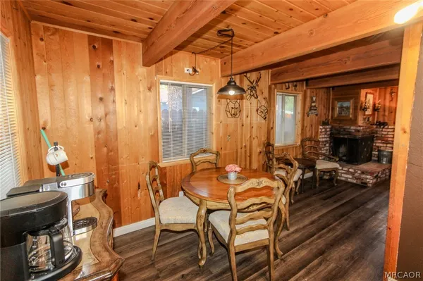 $1,600 | 202 West Sherwood Boulevard, Big Bear City, CA 92314