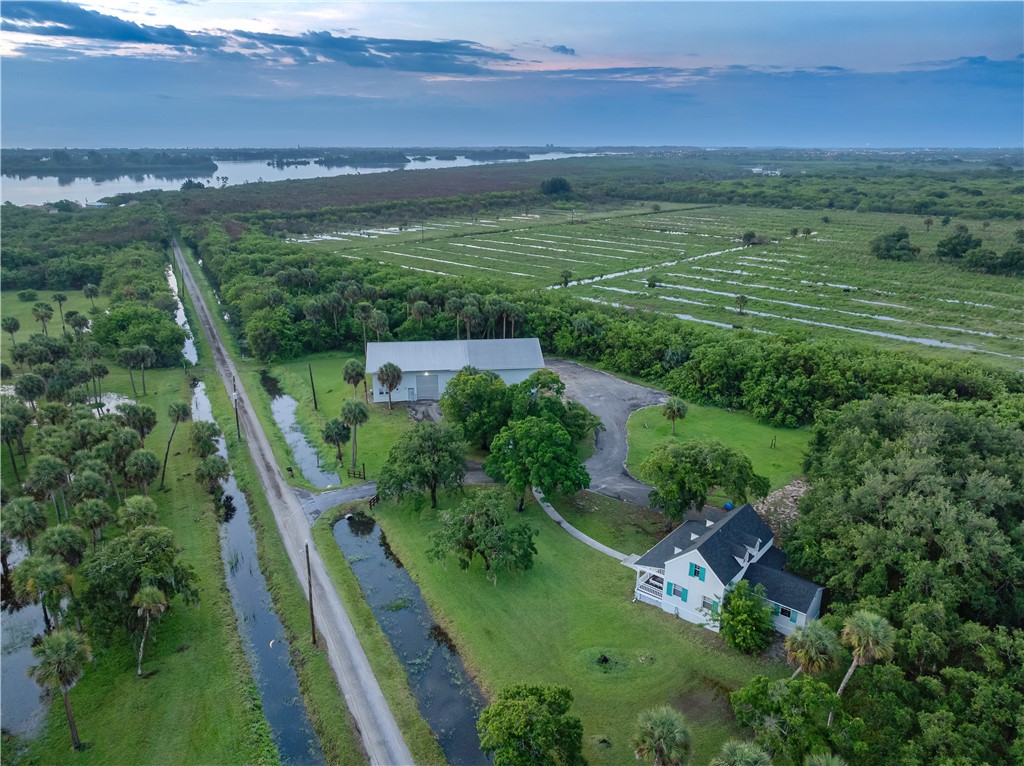 2350 Quay Dock Road Vero Beach, FL 32967 - Photo 35 of 35 a view of a field with an ocean