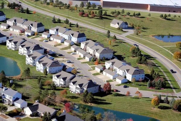 $2,200 | 1553 Long Meadow Trail Drive, Ann Arbor, MI 48108