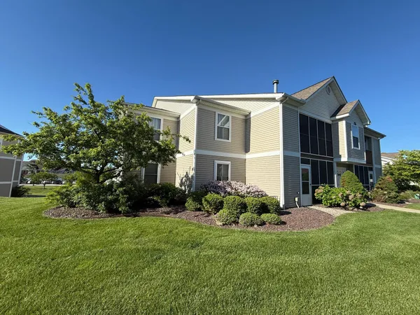 $2,200 | 1553 Long Meadow Trail Drive, Ann Arbor, MI 48108