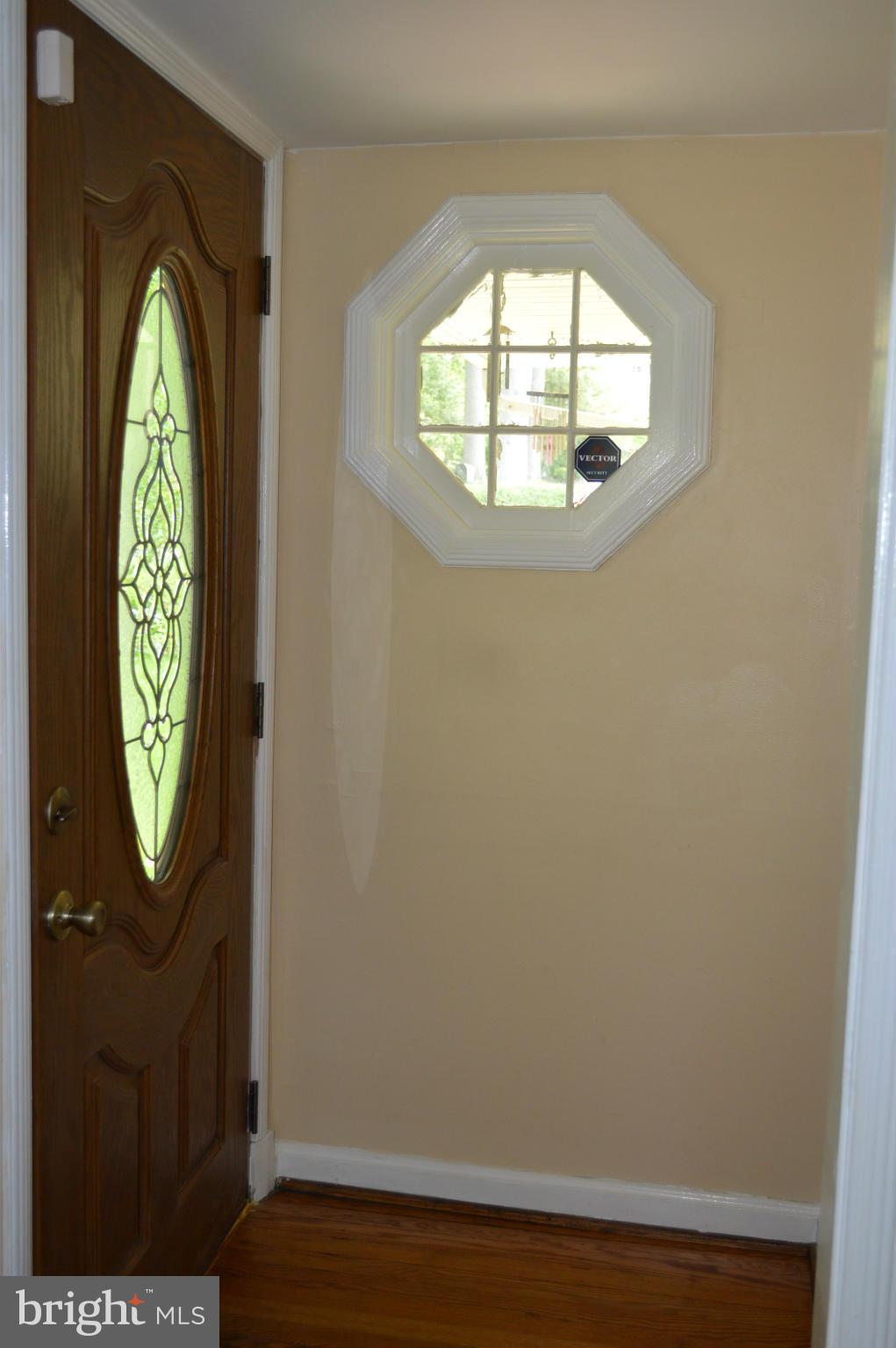 6802 Glenkirk Road Baltimore, MD 21239 - Photo 4 of 29 Interior (General)
