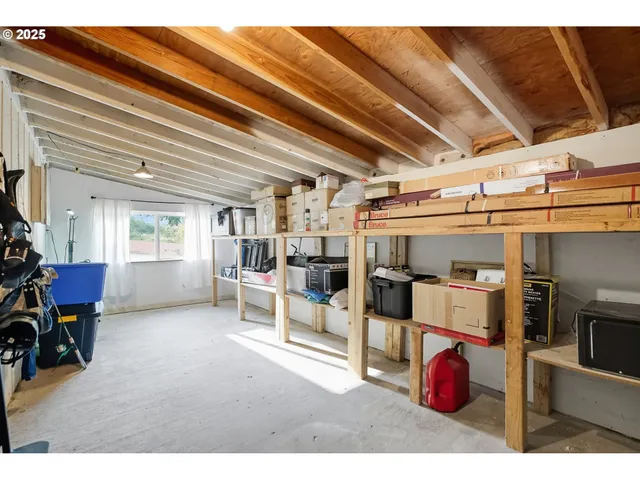 $514,900 | 72290 Little Jack Falls Road, Rainier, OR 97048