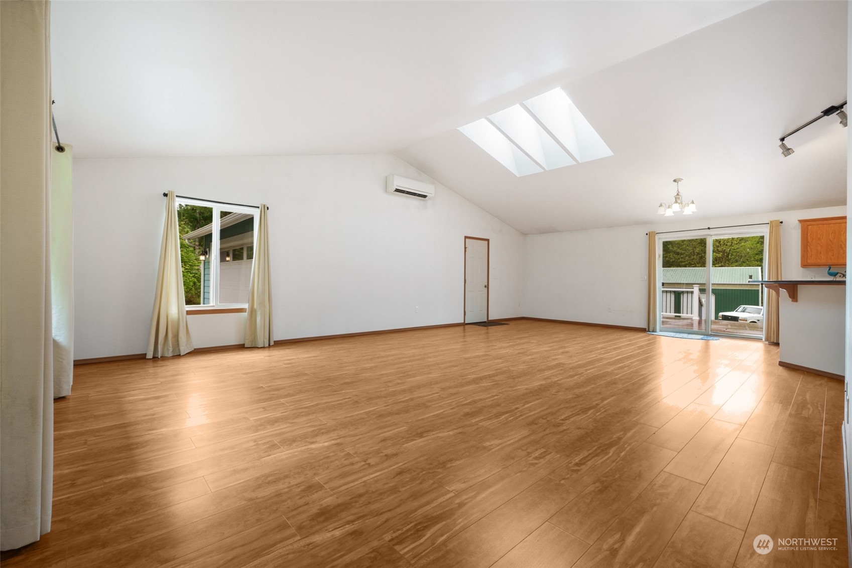 5535 Johnson Point Road Northeast Olympia, WA 98516 - Photo 5 of 38 Gallery Image 5
